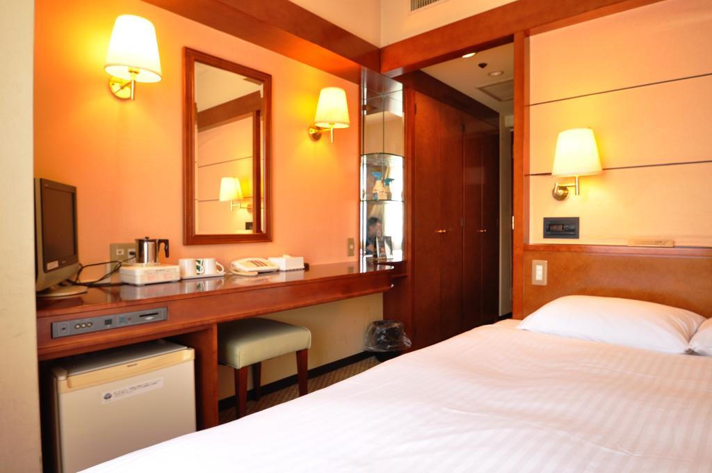 Toko City Hotel Umeda Osaka Habitación foto