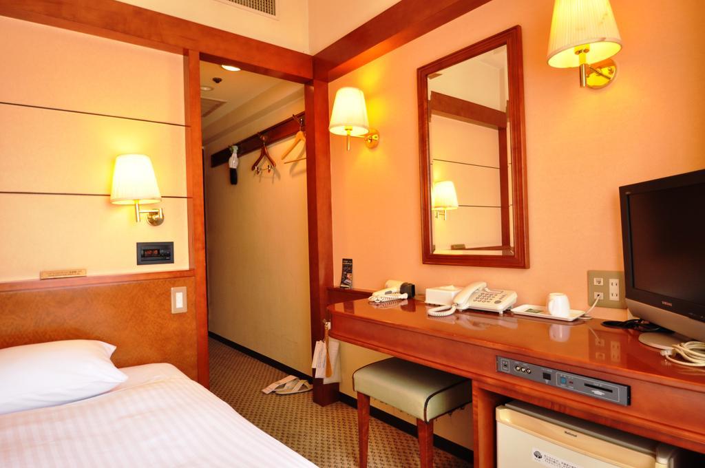 Toko City Hotel Umeda Osaka Habitación foto
